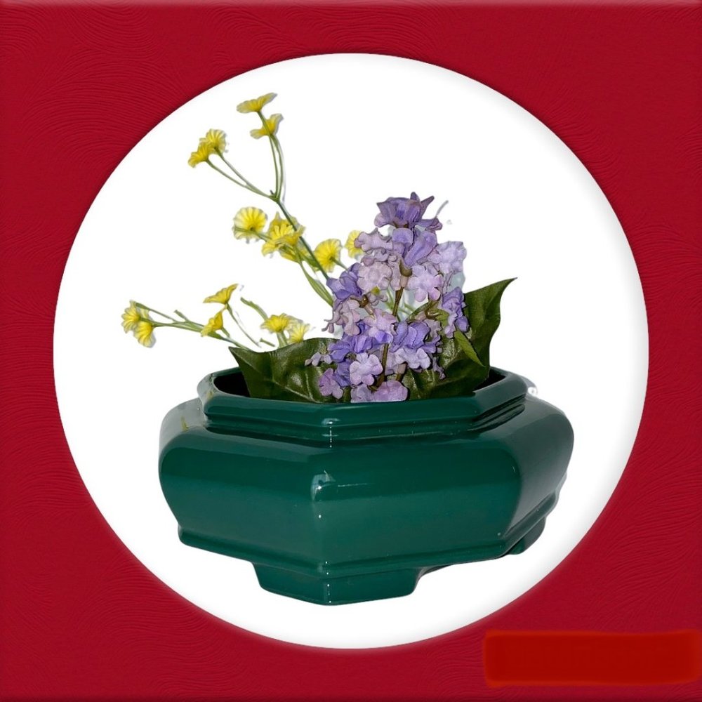 Haeger Floral Octagonal Green Planter 525-21 Macomb Sticker Like New 1997Vintage